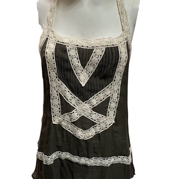 🌸5 for $25🌸 Mine Olive Green Lace Trim Tank - Picture 3 of 6